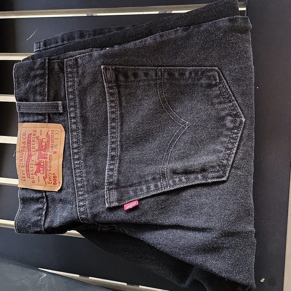 Men's 36x32 505 Black Relaxed Fit, Straight Leg Levi Jeans